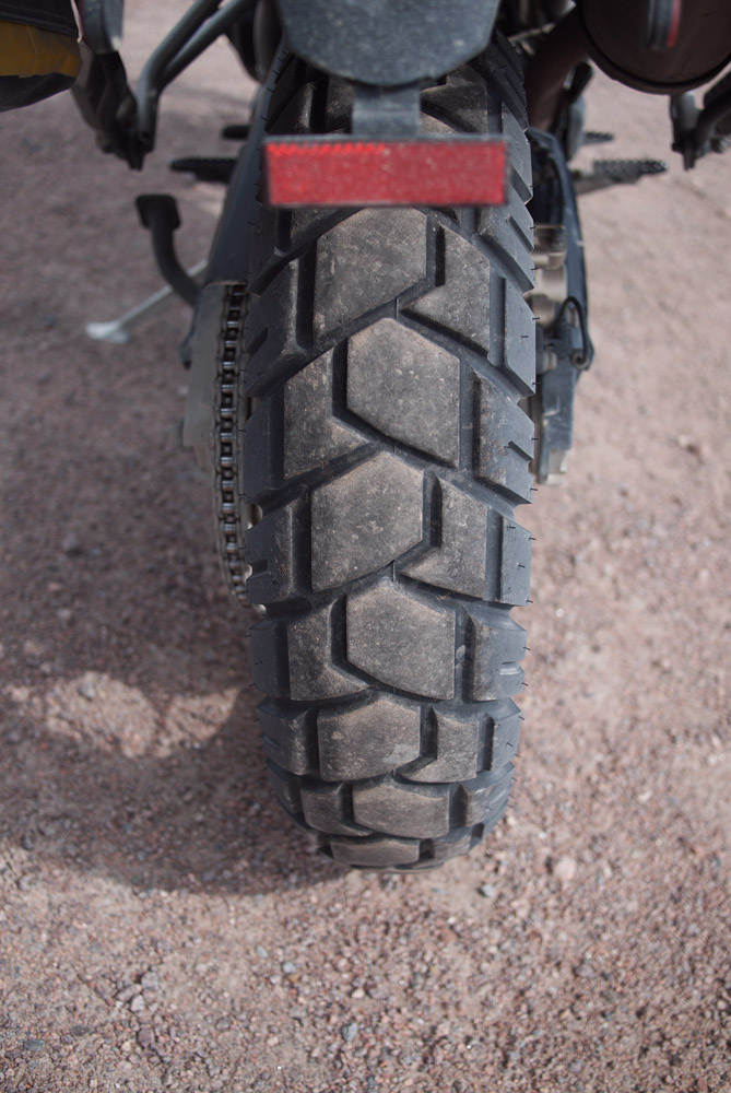 tiger 800 tire size